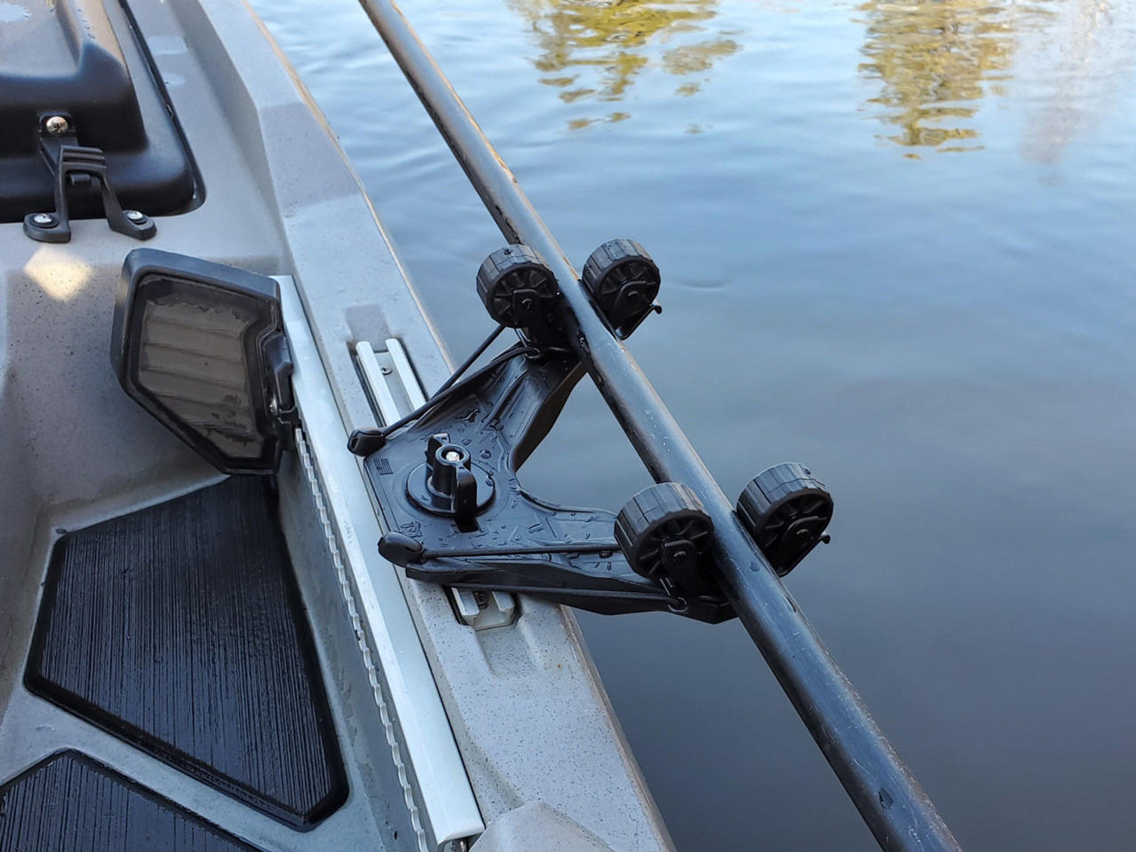 Frame Doubleheader YakAttack DoubleHeader with Dual ParkNPole RotoGrips, Black – Bonafide ...