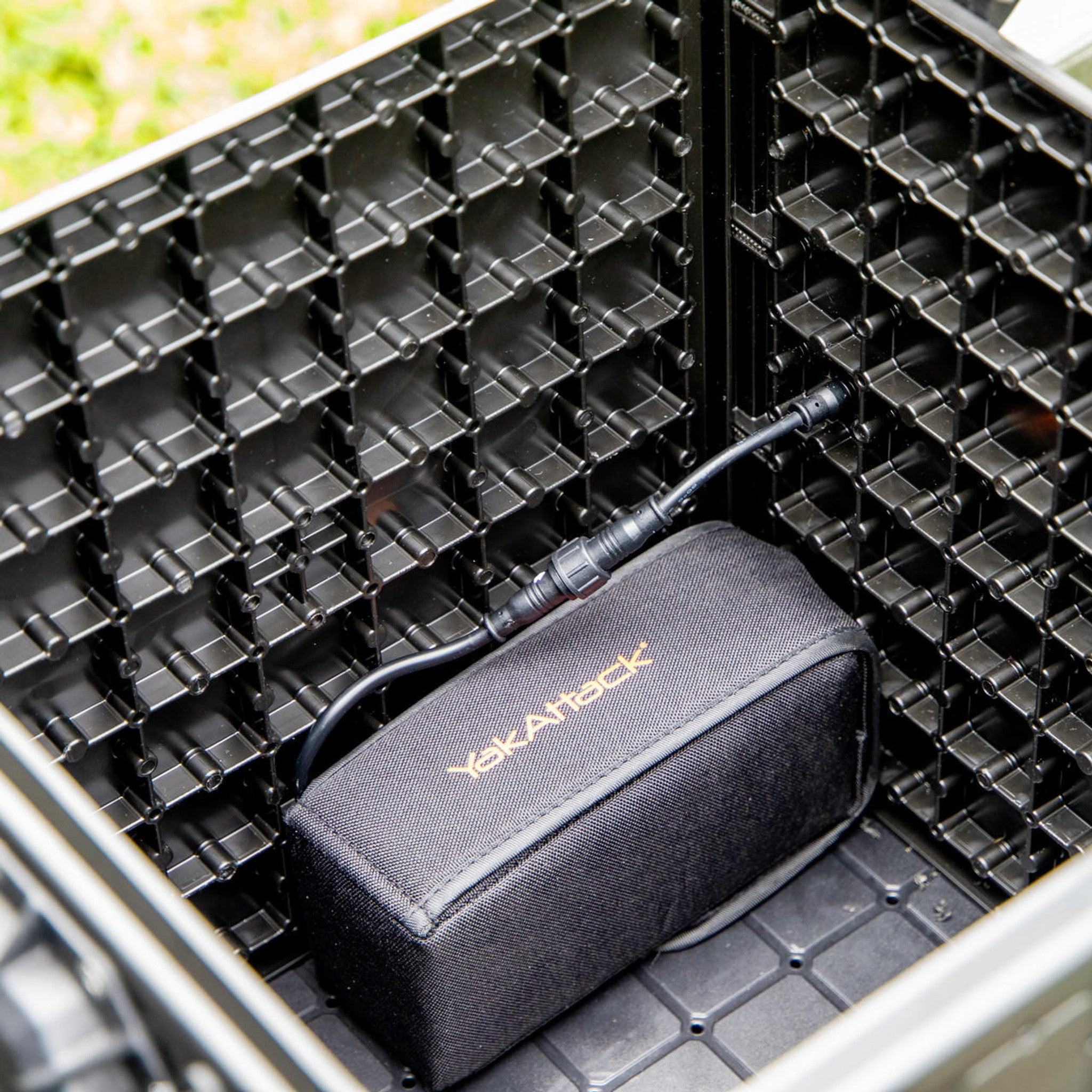 YakAttack Through Hull Panel Connector, For YakAttack/Nocqua Battery K ...