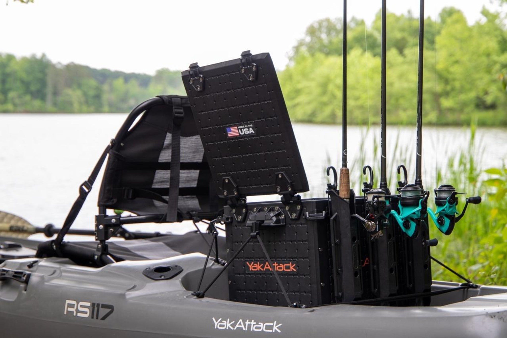 YakAttack BlackPak Pro Kayak Fishing Crate - 13x16 – OMTC